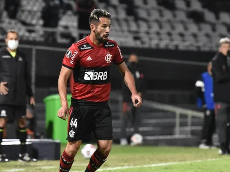 Isla es criticado en la derrota de Flamengo ante Gremio