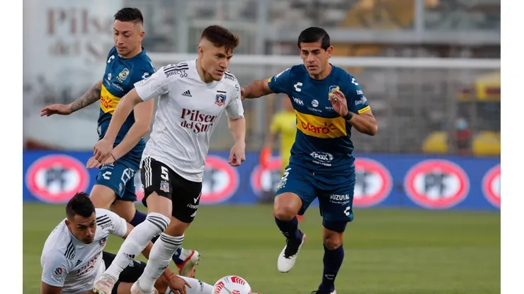 Leonardo Gil está feliz por el presente de Colo Colo