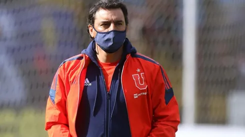 Esteban Valencia dice que la U no puede entrar temerosa ante Colo Colo.