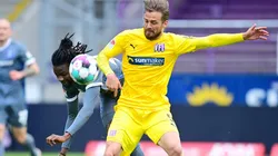 Santos será el cuarto venezolano que vista la camiseta de Colo Colo