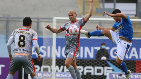 Los itálicos dejaron escapar un triunfo increíble ante La Calera, quien supo aprovechar sus oportunidades | Foto: Agencia Uno