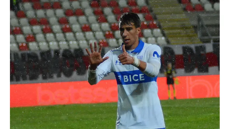El delantero le dedicó su gol al ex jugador de la UC y La Roja