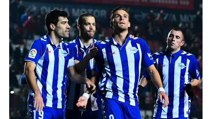 Christian Santos fue 9 del Alavés