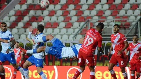 Los cruzados sufrieron, pero lograron el triunfo en el Maule