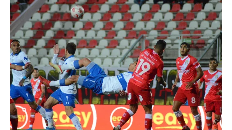 Los cruzados sufrieron, pero lograron el triunfo en el Maule