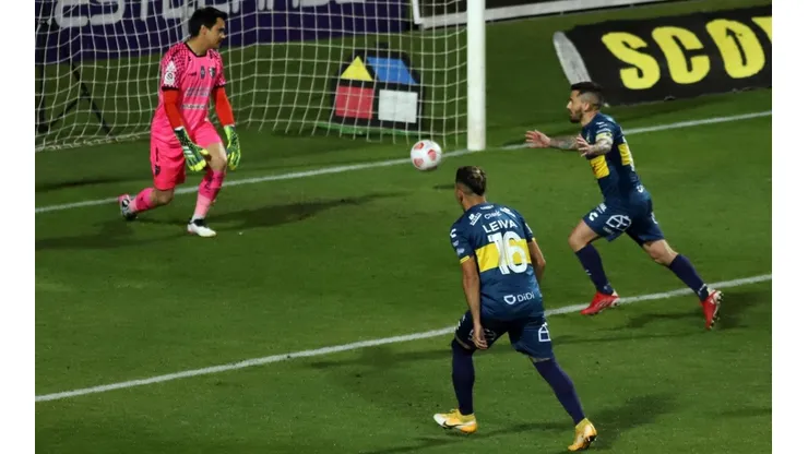 Everton llegó a 7 victorias en el Campeonato Nacional.