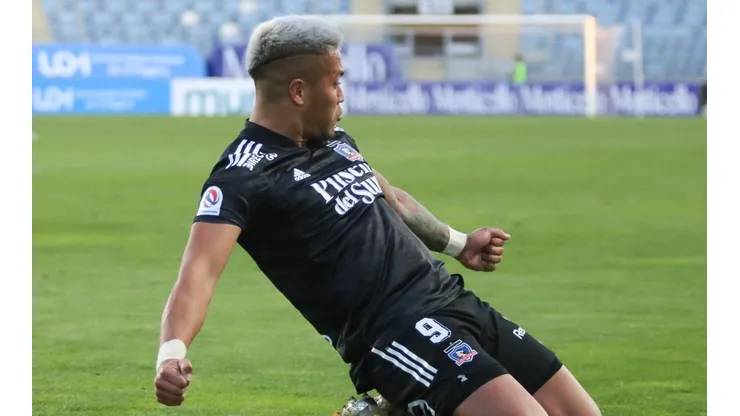 Colo Colo queda en la cima del Campeonato Nacional