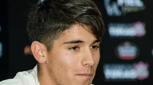 En duda quedó la llegada de Ángelo Araos a Colo Colo.