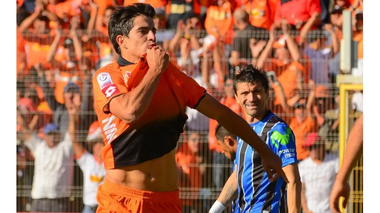 Herrera ha tenido pasos por Cobreloa, Palestino y Deportes Iquique, entre otros clubes.