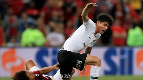 El volante estaría en los planes de los albos para reforzar el ataque