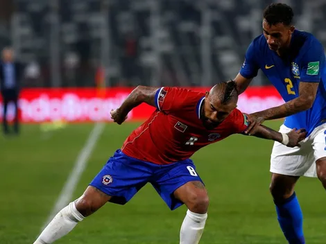 Arturo Vidal reclama falta de Casemiro: "Era penal, pero así estamos"