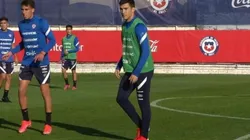 Robinson en el entrenamiento de la Roja junto a Diego Valencia.