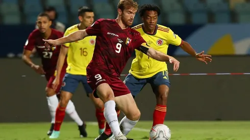 Fernando Aristeguieta aparece en el horizonte de Colo Colo