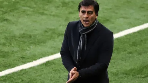 Gustavo Quinteros continúa a la espera de refuerzos para Colo Colo.