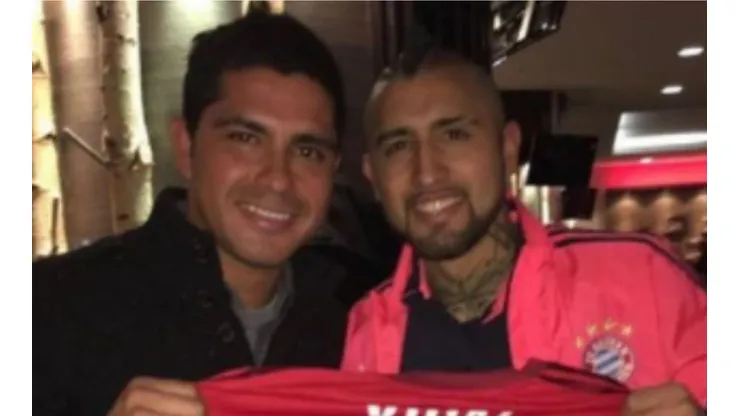Arturo Vidal nombra a Miguel Riffo como gran referente