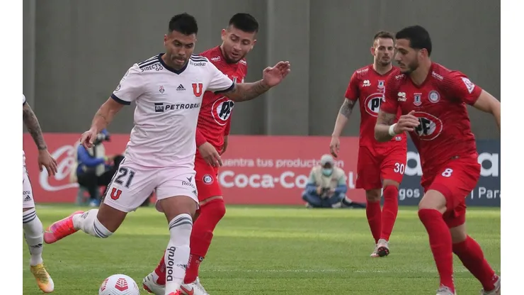 Universidad de Chile le impide a Unión La Calera terminar en el liderato