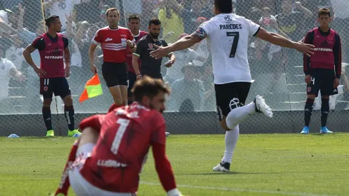 A sus 41 años, Paredes sigue anotando goles en Coquimbo Unido.