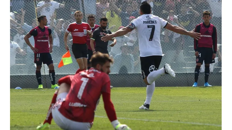 A sus 41 años, Paredes sigue anotando goles en Coquimbo Unido.