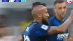 Arturo Vidal ejecuta una linda asistencia para Edin Dzeko
