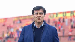 El DT albo está intranquilo por la lenta gestión desde la dirigencia