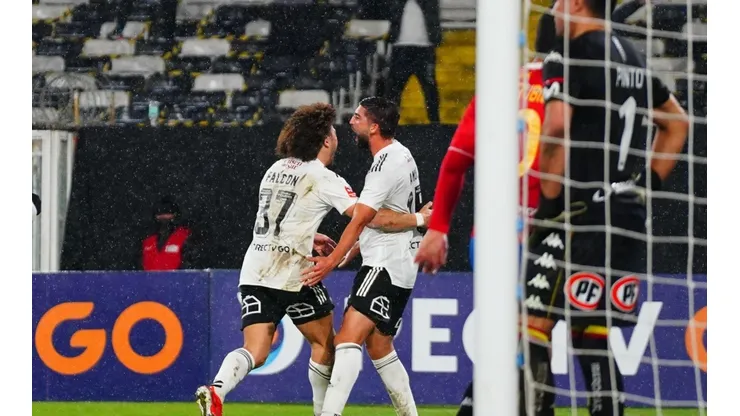 Emiliano Amor marca su primer gol en Colo Colo