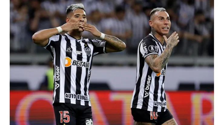 Eduardo Vargas clasifica en la Copa Libertadores