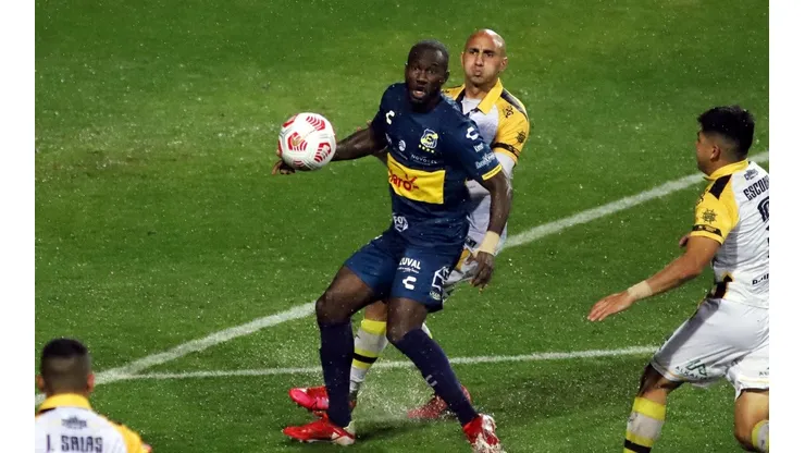 Cecilio Waterman le da el triunfo a Everton sobre Coquimbo Unido