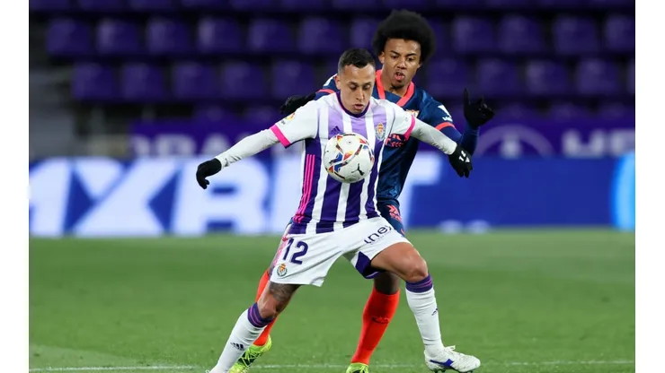 Orellana no sería considerado por el Valladolid y estaría buscando una salida pronta del club español