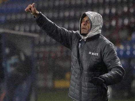 Gustavo Poyet tuvo una particular reacción ante Huachipato