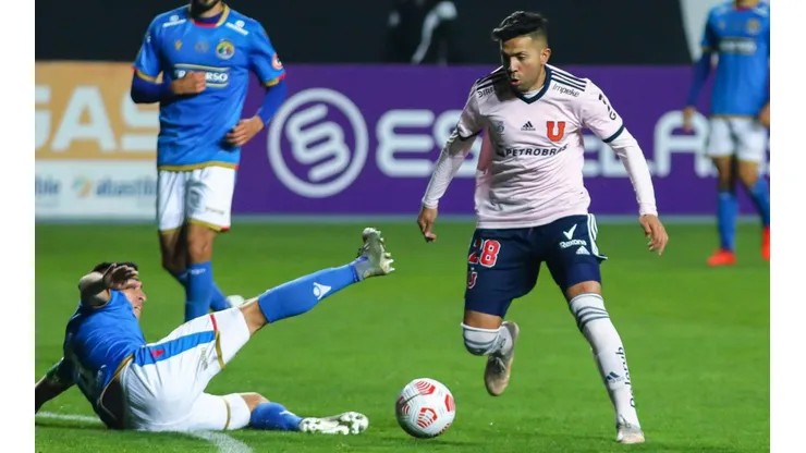 Luján venía de ingresar en el segundo tiempo ante el Capo de Provincia, y ayer no fue citado.