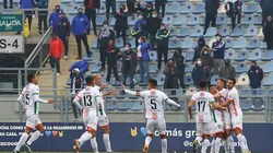 Cobresal sorprendió a la U en el regreso de sus hinchas.