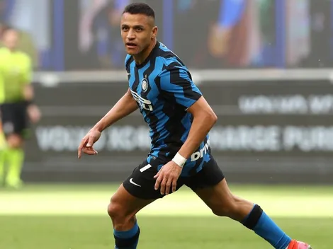 Alexis Sánchez podría partir a Nápoles como moneda de cambio