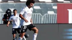 Maximiliano Falcón se quedó en Colo Colo y lucha por un puesto en el once estelar de Gustavo Quinteros