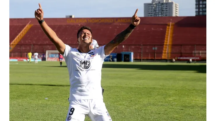 Javier Parraguez es lapidario con Colo Colo en la busca de un 9.