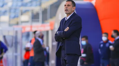 Cristian Caamaño critica a Poyet por pedir refuerzos en la UC.