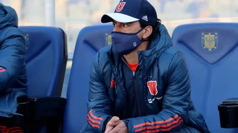 Esteban Valencia busca reforzarse con tres jugadores y la renovación de Larrivey.