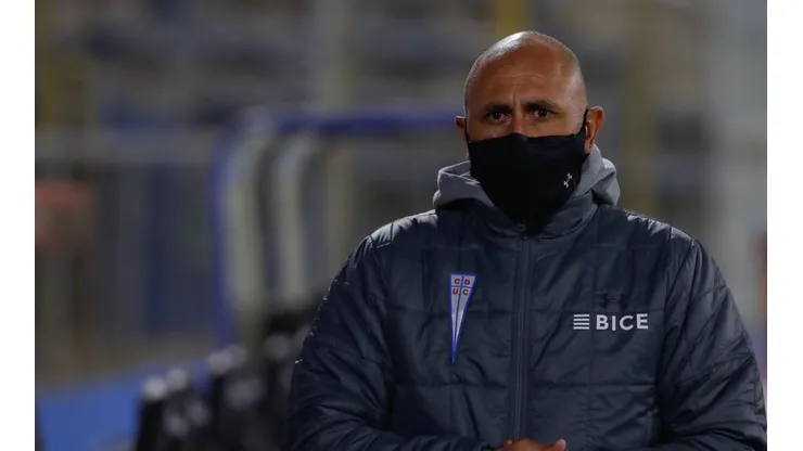 El ayudante técnico de Gustavo Poyet estuvo en el banco ante La Serena por la suspensión del DT