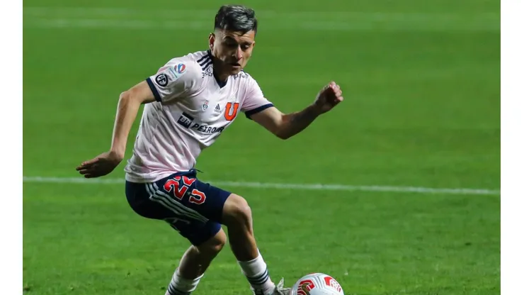 Aránguiz sufrió una lesión en su tobillo que lo dejó alejado de las canchas