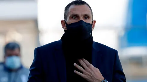 Gustavo Poyet no le interesan las críticas que realizan por redes sociales.