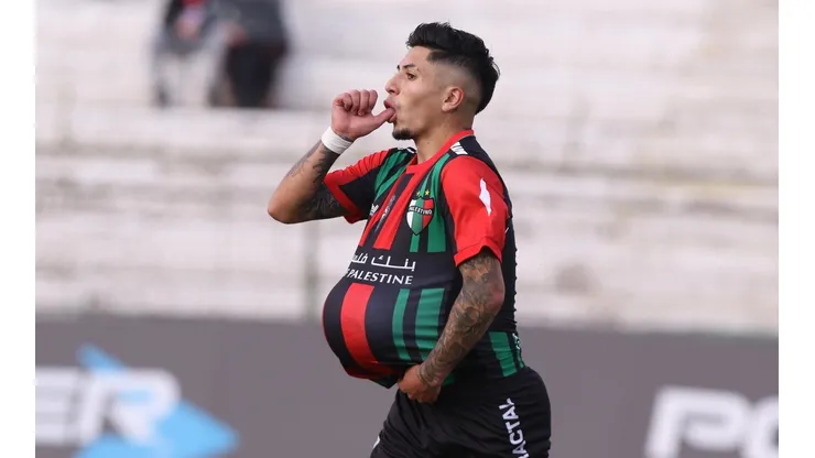 Brayan Véjar oficializado como refuerzo de Palestino.