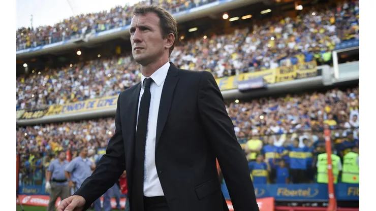 Arruabarrena es la carta para reemplazar a Poyet en la UC.