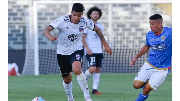 Williams Alarcón no tiene su futuro asegurado en Colo Colo.