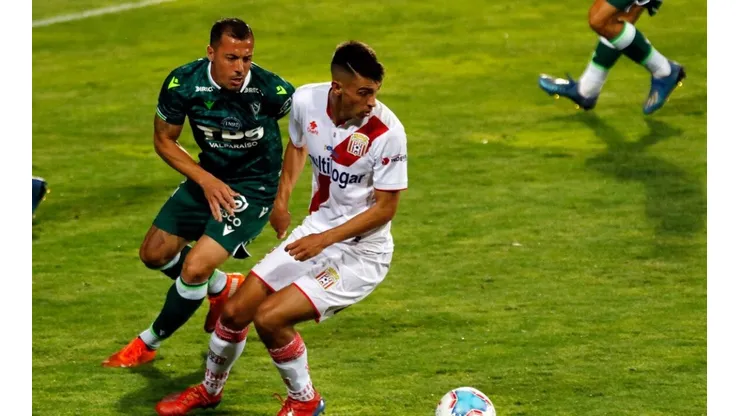 Curicó recibe a Wanderers en un partido de mil puntos.