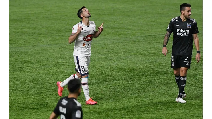 Brayan Cortés no pudo hacer nada ante el certero penal de Sosa