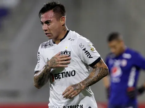 Eduardo Vargas anotó, asistió y fue expulsado en el Brasileirao