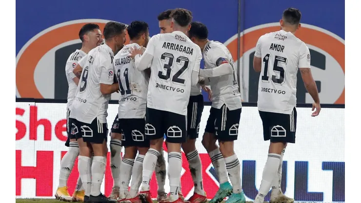 La formación de Colo Colo para visitar a Wanderers.
