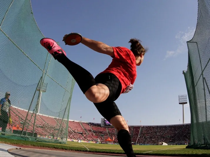 Karen Gallardo hace su debut en el lanzamiento del disco en Tokio 2020