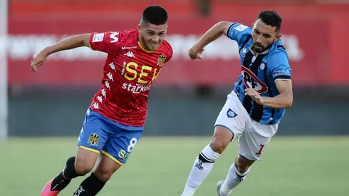 Unión Española recibe a Huachipato en el Estadio Santa Laura.