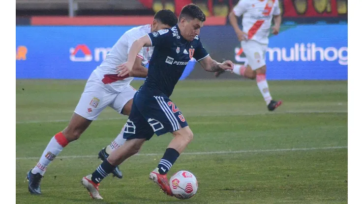 Pablo Aránguiz será baja en la U para el Clásico Universitario.