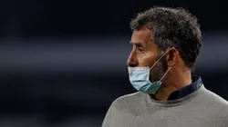 Al estratega del club granate le gustaría contar con el jugador albo